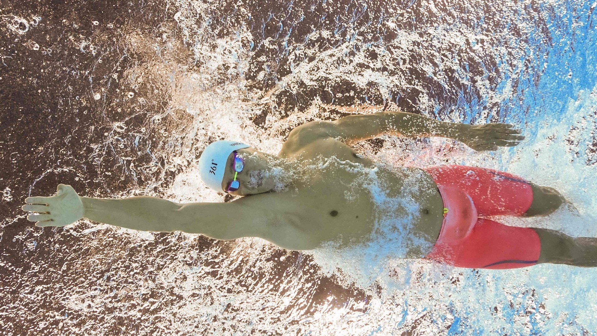 爱游戏登录入口-智利选手以毅力战胜困境，智利的比赛